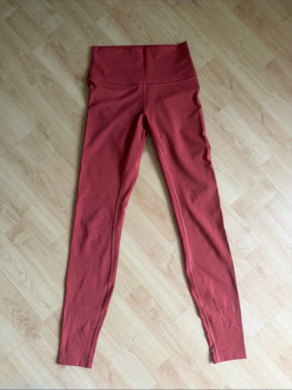 lululemon athletica Align High-Rise Leggings Pant 28" - Desert Red Size 4